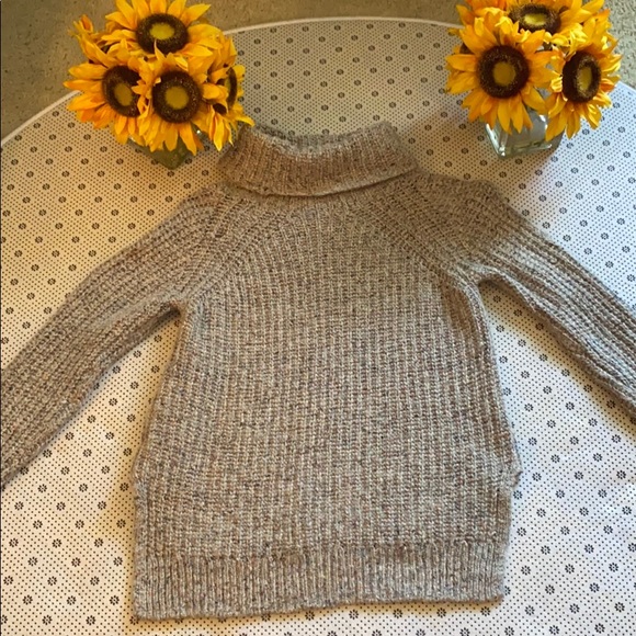 Madewell XXS Turtle Neck - Picture 3 of 3